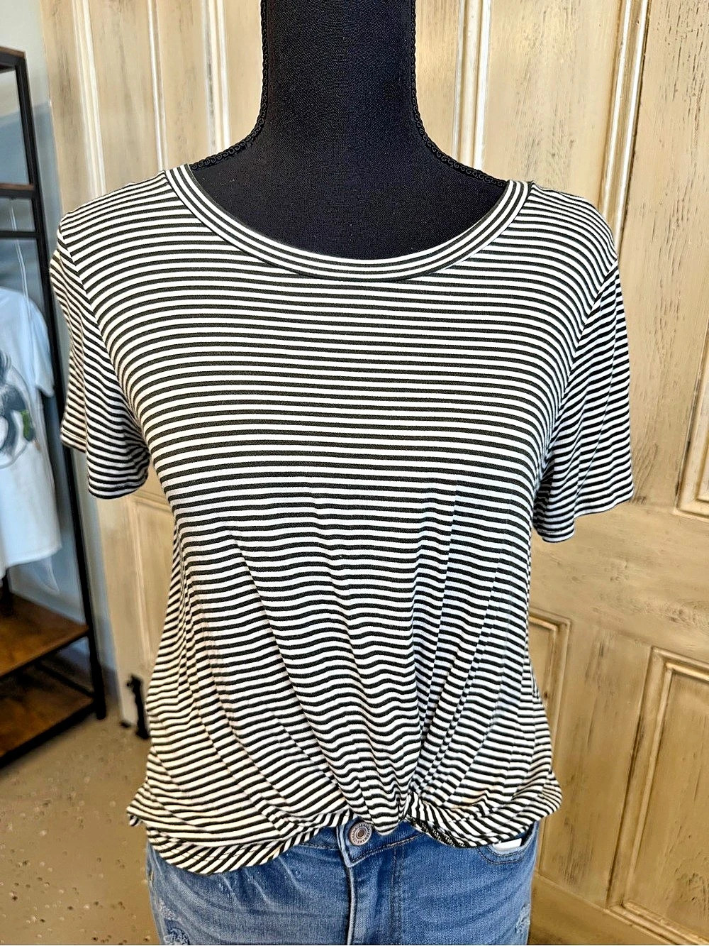 Atticute Striped Short Sleeve Top in Green & White Sz Small EUC